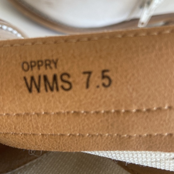 Dolce Vita cream faux leather boots side zip stack heel western  7 1/2 - Picture 12 of 16